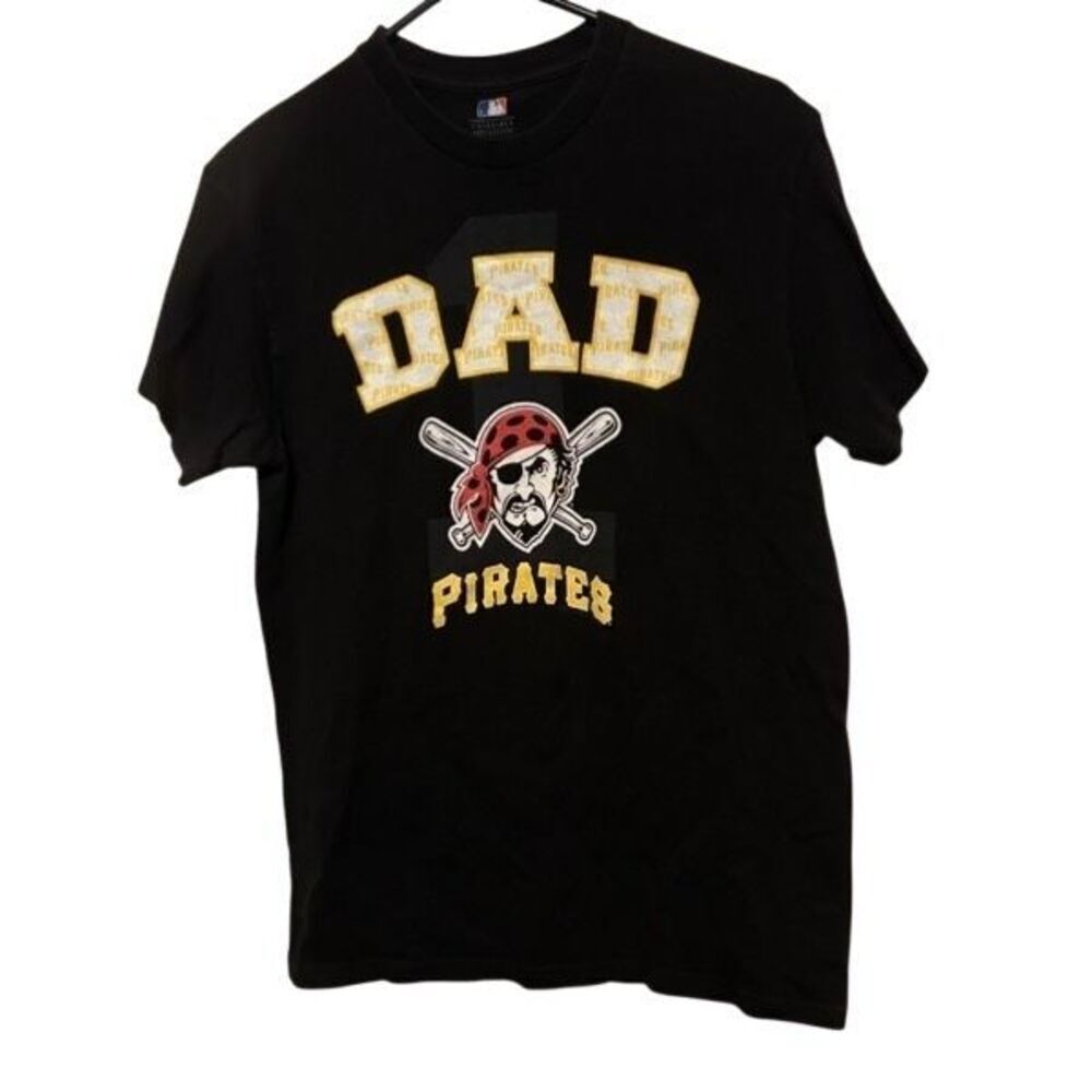 Pittsburgh Pirates Dad Size Medium T-Shirt